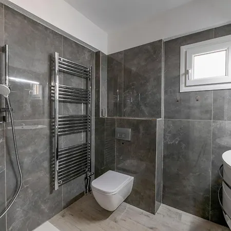 Apartment White Lotus Jacuzzi Villa, #feelslikehome Áfitos