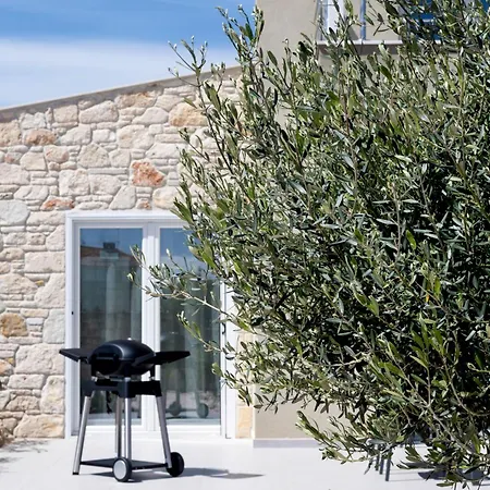 Apartament White Lotus Jacuzzi Villa, #feelslikehome Afytos